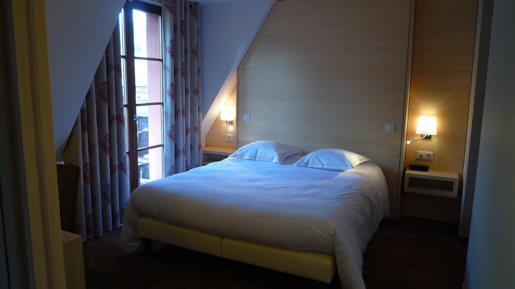Hotel Winzenberg ブリンシュヴィレール 部屋 写真